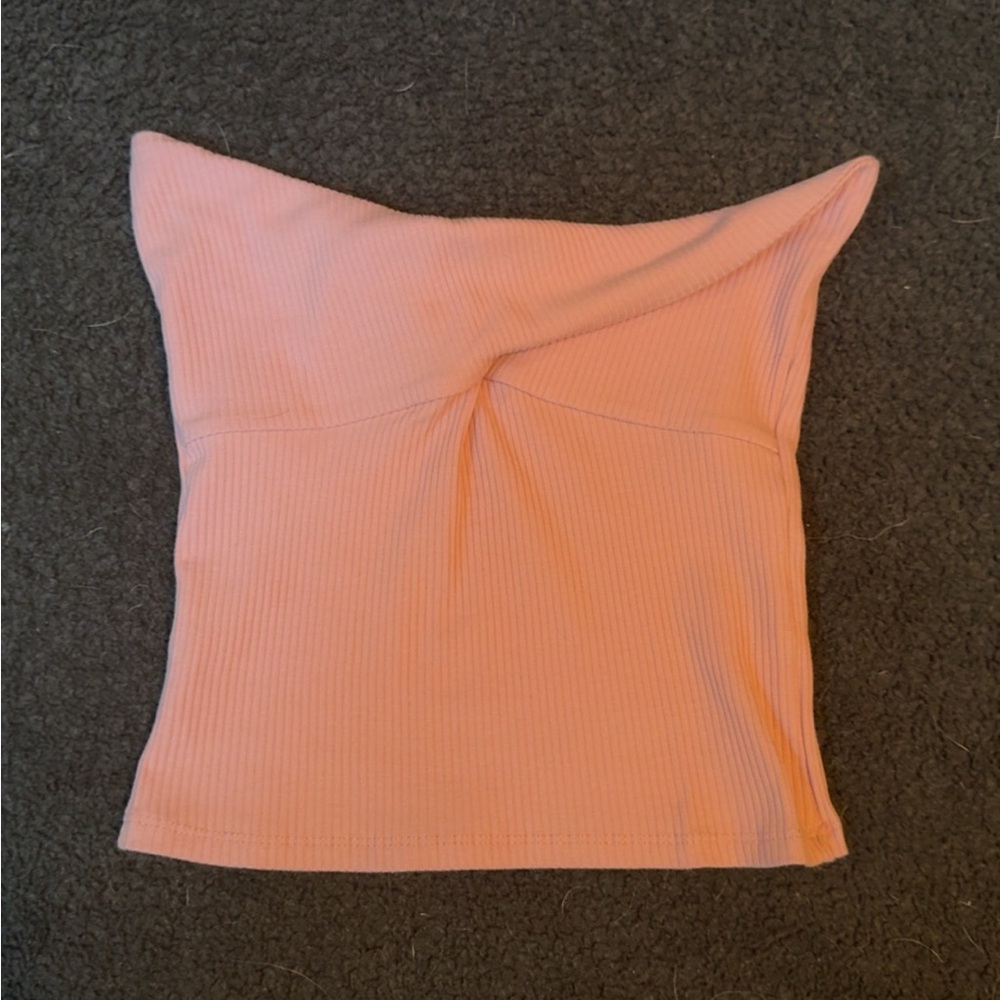 Pink strapless top from cotton on.